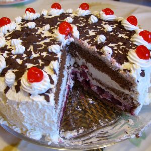 Ice-cream cake: Cherry Pie